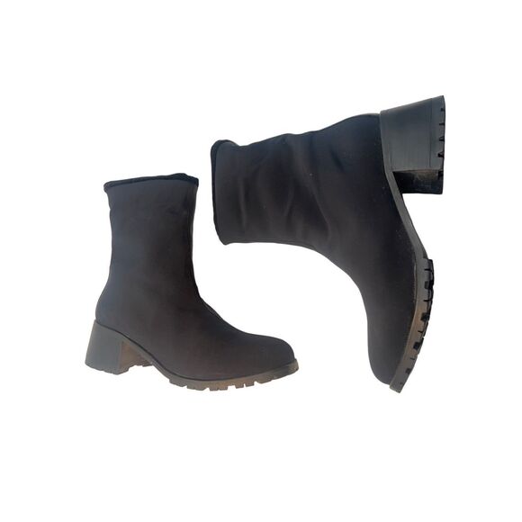 Elements - Picture 14 of 14